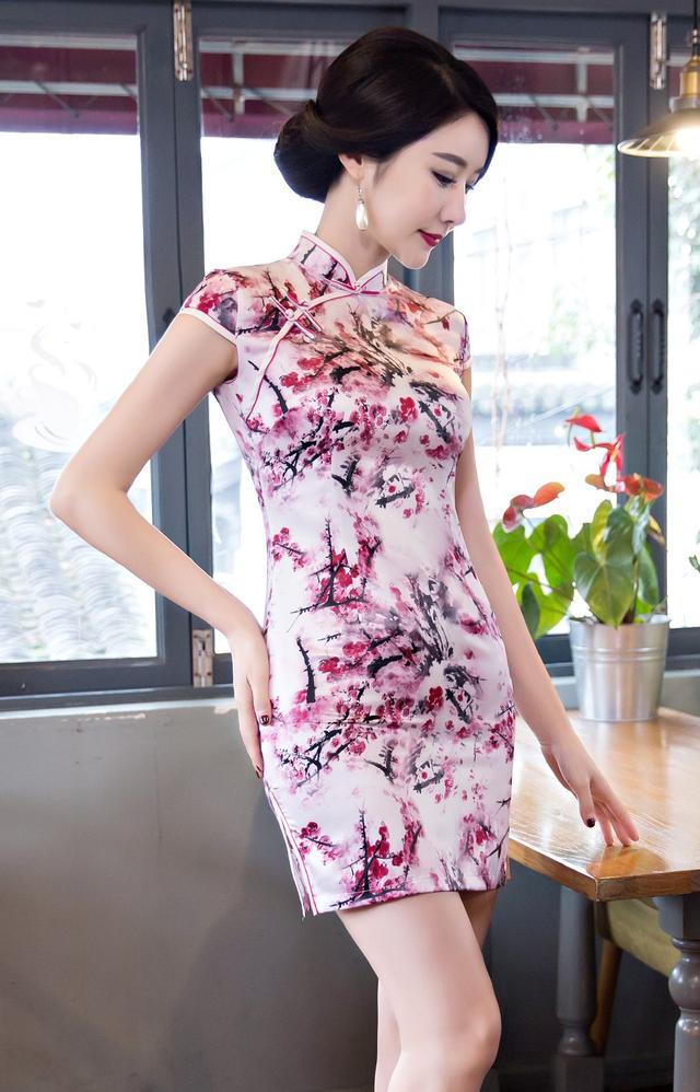 Short cheongsam dress with Plum blossom, Chinese style