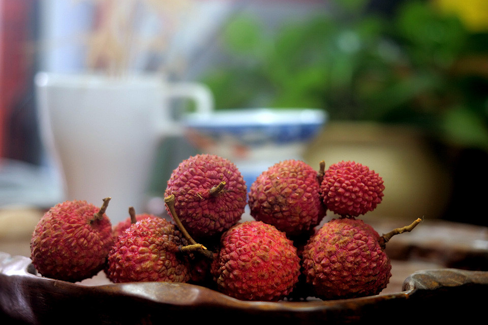 The World's Most Expensive Fruit, Lychee
